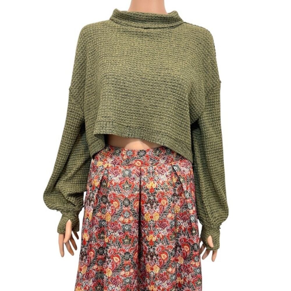 Free People medium mock neck waffle thermal crop top TLS1 3579